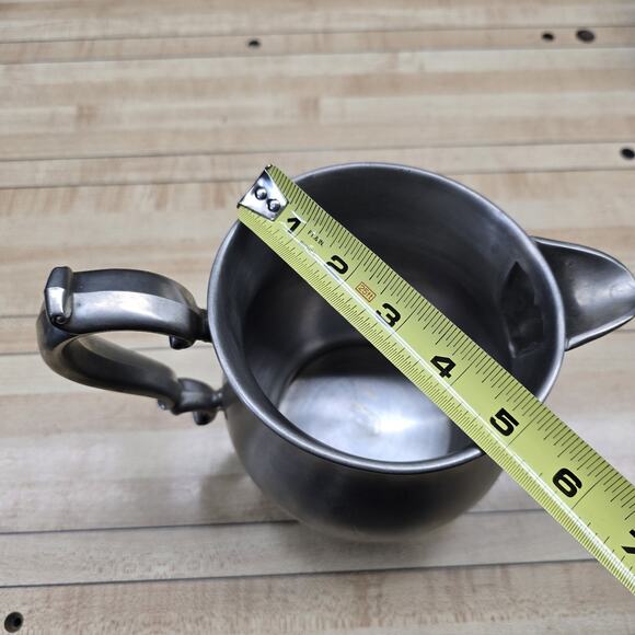 Vintage Oneida Heirloom Handled Pewter Pitcher 7” Height Heritage Old Money - Picture 6 of 11